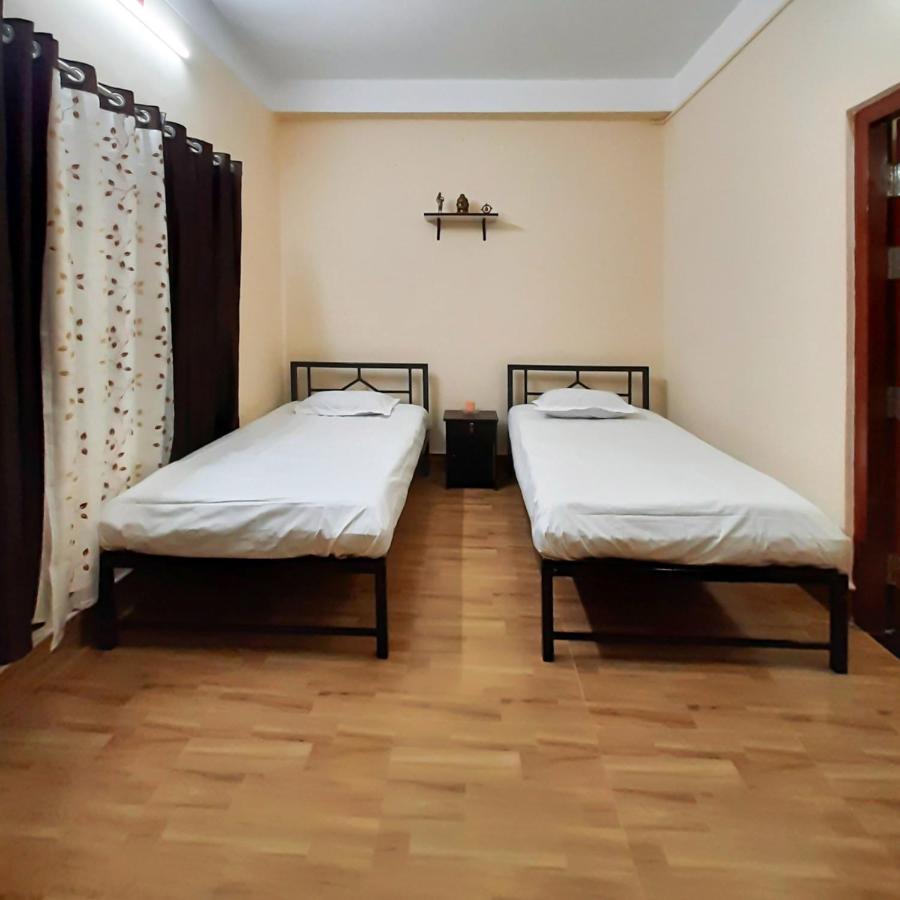 Mulaqat Homestay Силигури Экстерьер фото